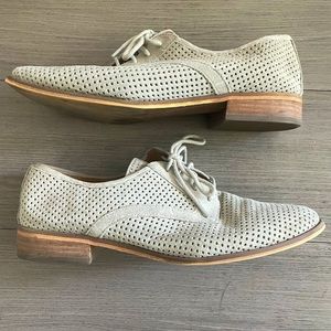 SUSINA perforated suede women’s Oxford lace up